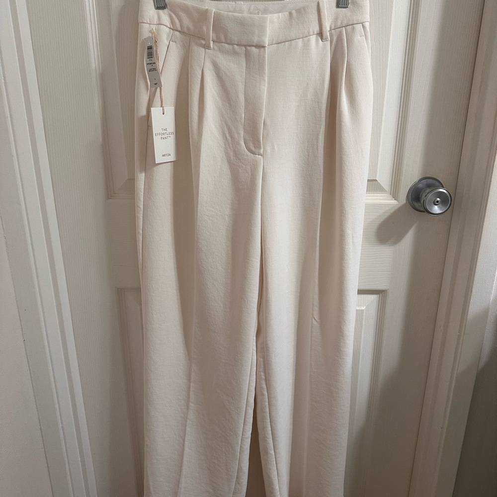 Aritzia Off-White Effortless Pant - Picture 2 of 7